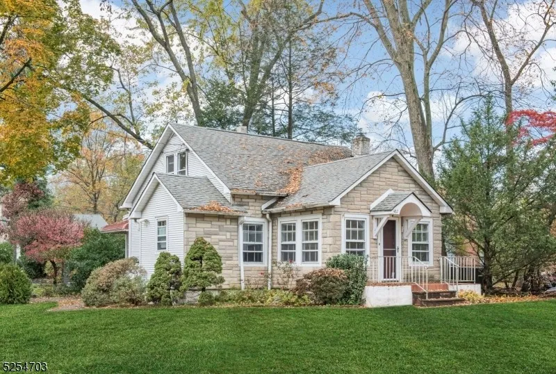 Ridgewood Village, NJ 07450